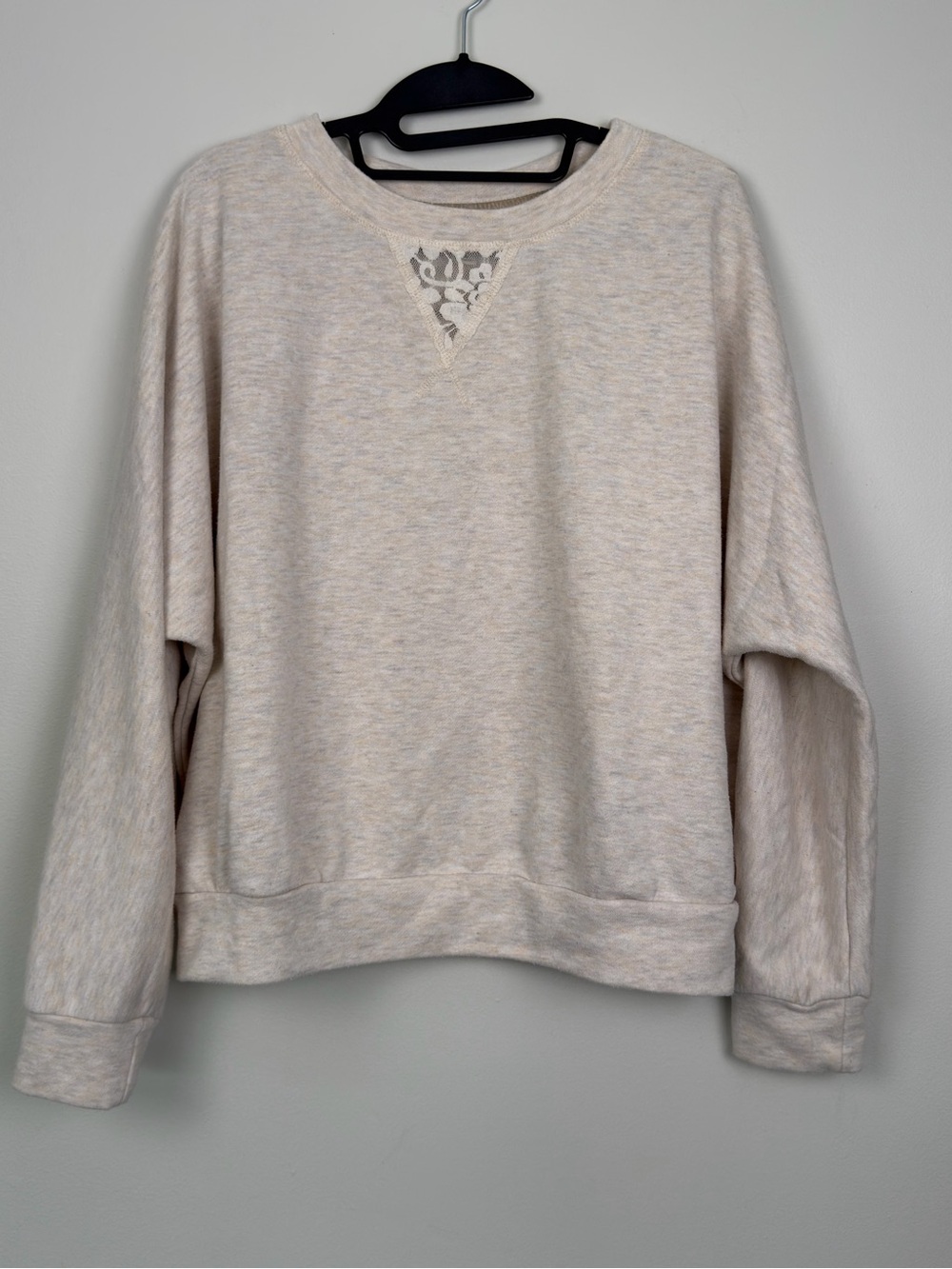Jun & Ivy Ivory Lace Neck Sweatshirt Women’s Medium